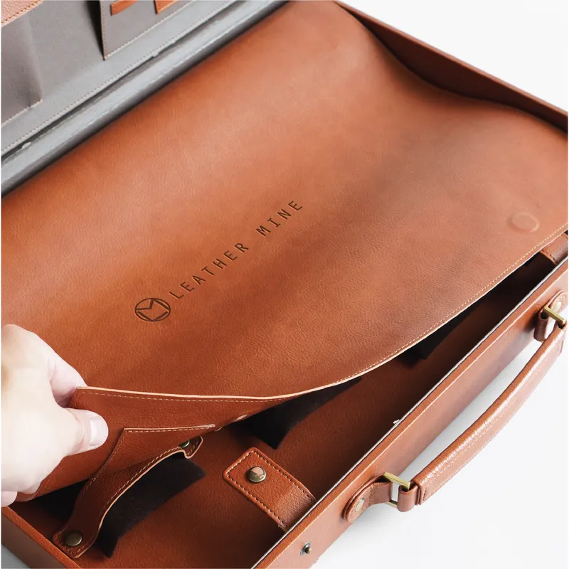 กล่องส่งมอบบ้าน Luxury Briefcase รุ่น WB0057 ภาพย่อ 4